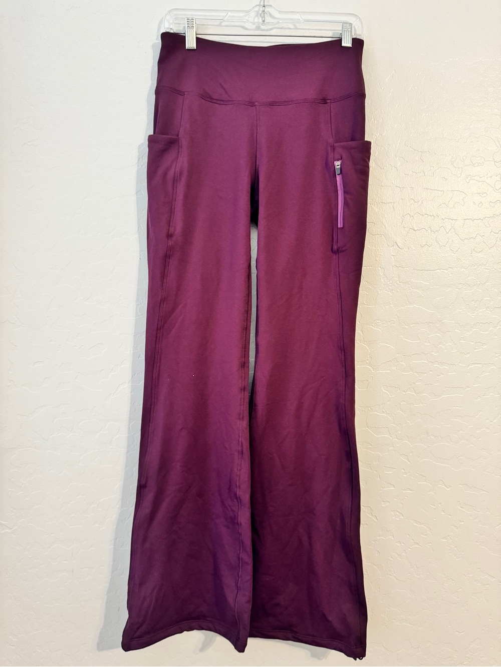 👖NWT IUGA Women's PullOn Yoga Bootcut Pants Purple Solid Stretch Pockets Size M